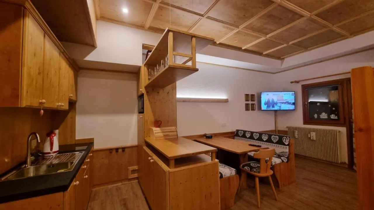 Apartment Casa Cortina - Presso Sussy Residence Falcade Italy